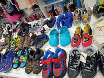 Boys Shoes Size 10