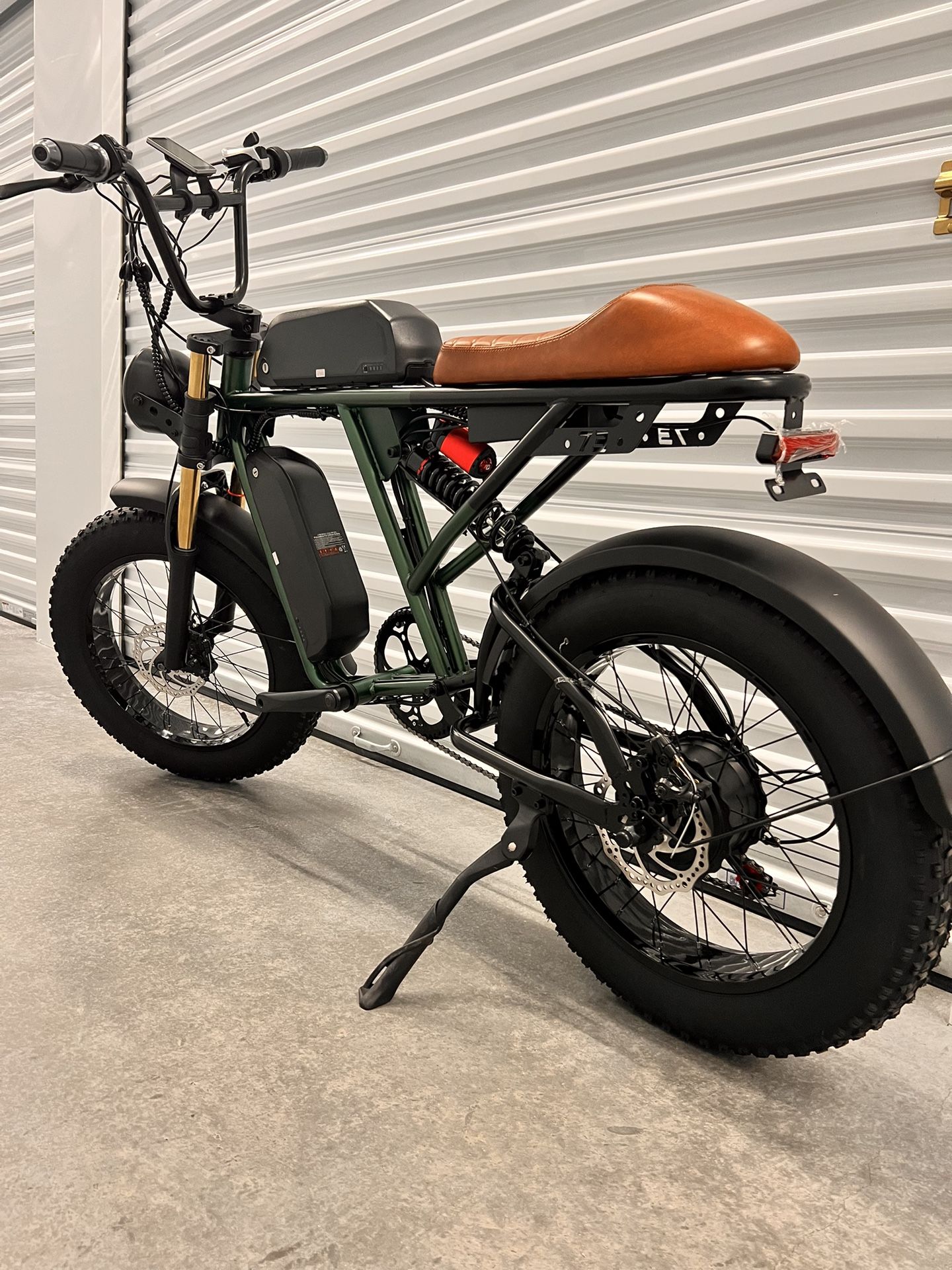 750 Watt Dual Battery Short Seat Electric E-bike, 34mph, Full Suspension