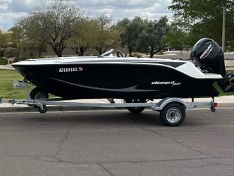 2021 Bayliner M-15 Element