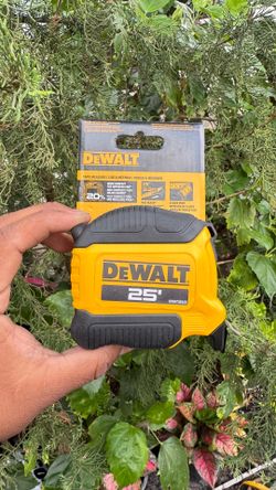 Dewalt tape measure