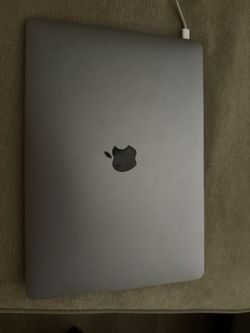 MacBook Air 13”