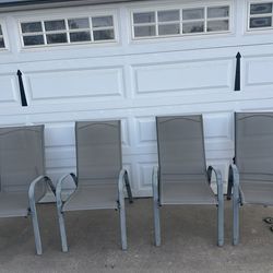 4 matching outdoor Patio Chairs