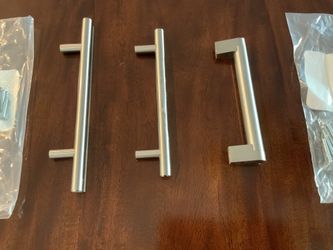 KITCHEN DOOR HANDLES