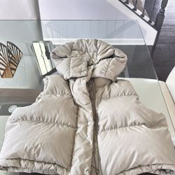 Cropped Puffer Vest (Lululemon) 