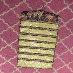 hanging jewelry holder