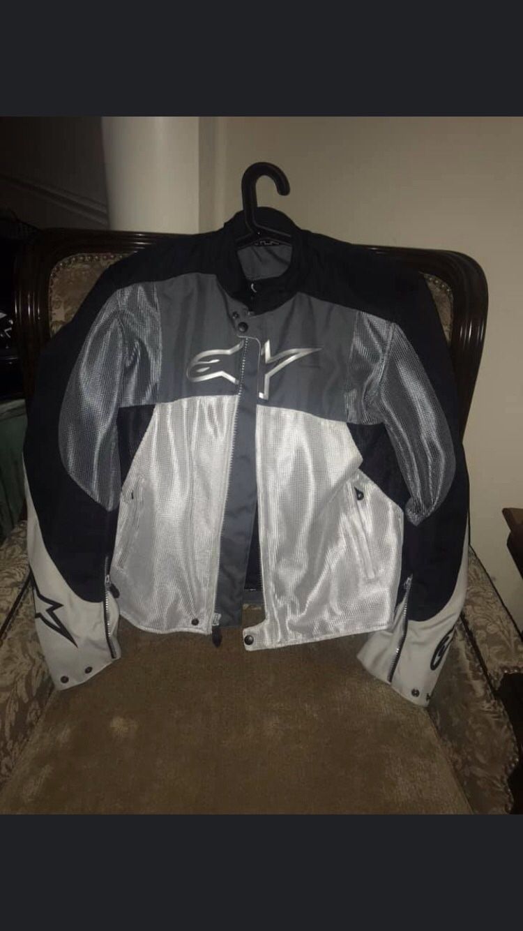 Motorcycle jacket