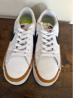 Nike shoes women’s size 8