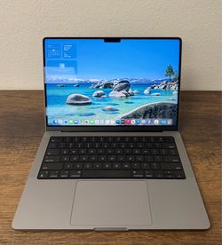 14" MacBook Pro M1 Pro 8 Core*32GB RAM*512GB SSD