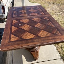 Dinning Room Table 