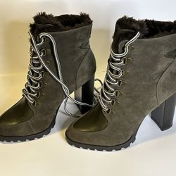 Shoedazzle Olive Heel Boots