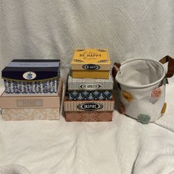 Gift Box/ Storage Boxes 