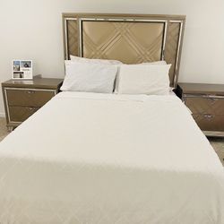 Queen Bed Frame With Two Night Stand 