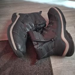Boots Black Size 11