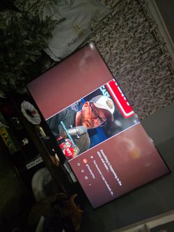New 75 Inch LG TV (TV stand is free)