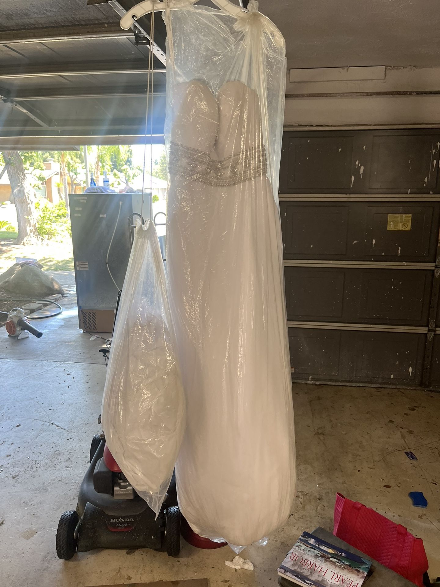 Wedding dress