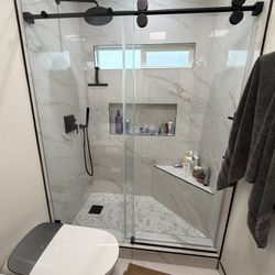 Premium Quality Double Sliding Glass Shower Door 