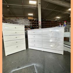 Dresser Set