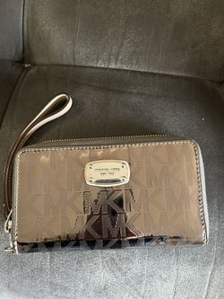Michael Kors  Metallic Wallet 