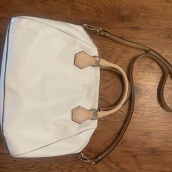 White Kate Spade Crossbody Purse With Straps As Well
