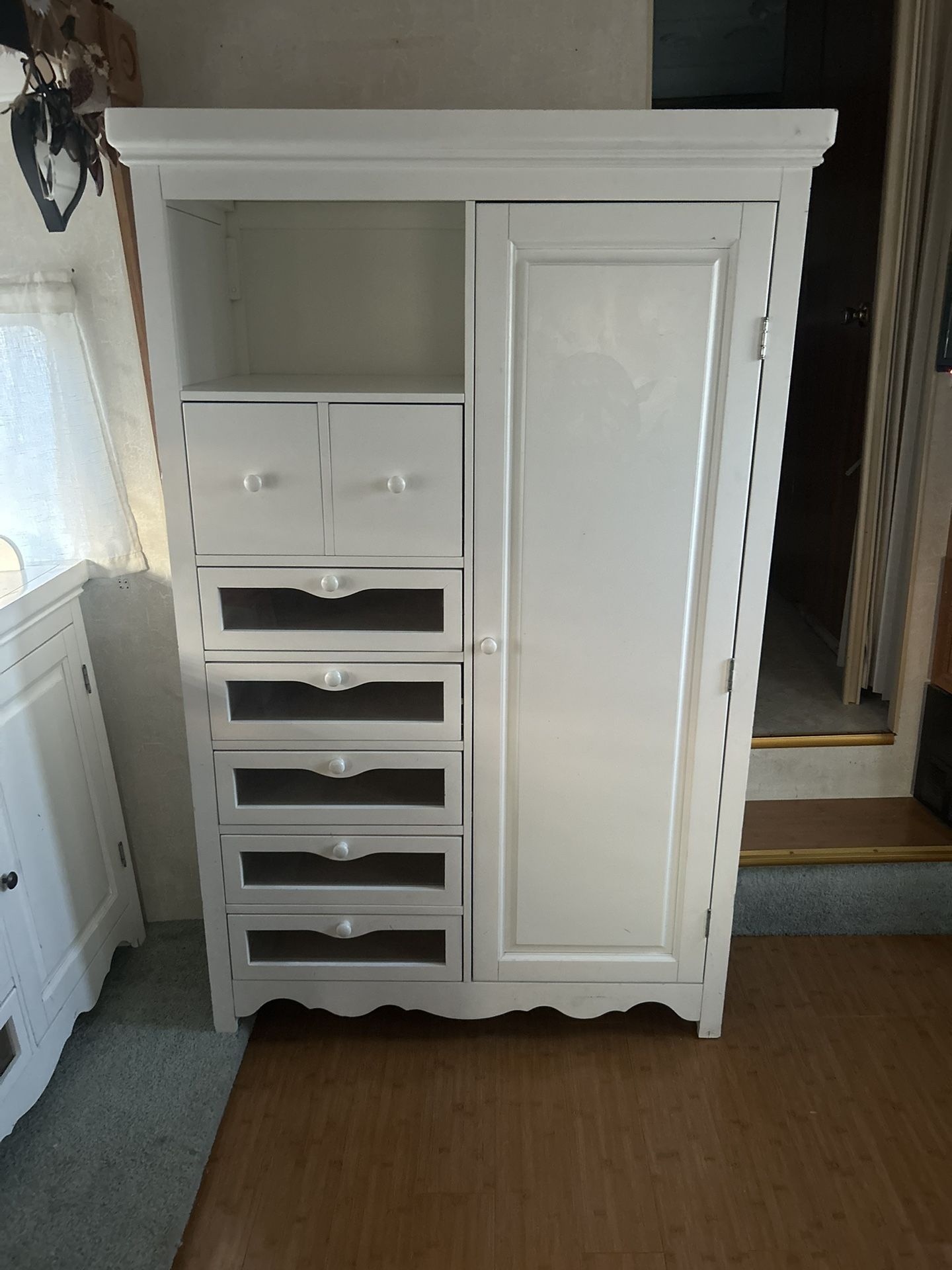 Wardrobe/changing Table/dresser