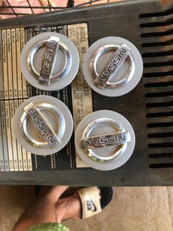 Nissan center caps