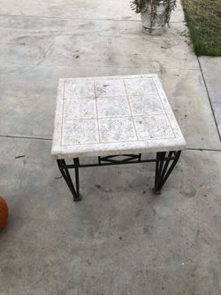 Coffee table with matching corner tables