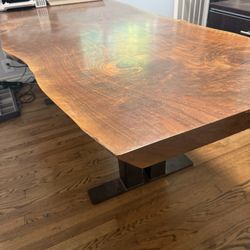 Living Edge Table, High End 