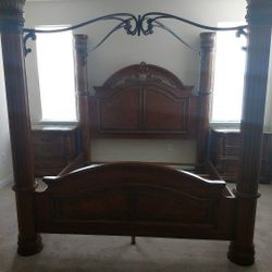 King Size 4 Poster/Canopy Bedroom Set