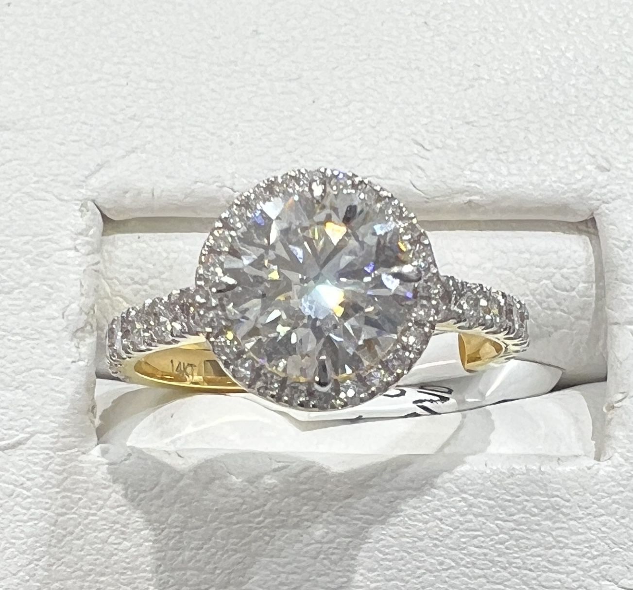 💎 Timeless Elegance Meets Modern Sparkle 💍✨