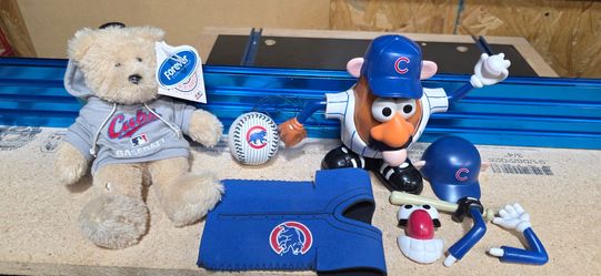 Chicago Cubs Collectibles Lot – Bear, Mr. Potato Head