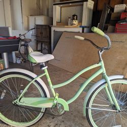 Huffy Beach Cruiser 