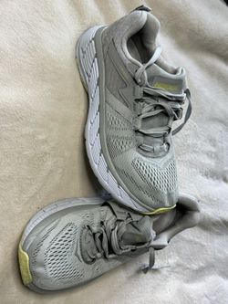 Women’s Gray Hoka Size 6.5