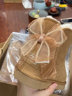 UGG Women's Mini Bailey Bow II