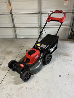 Milwaukee M18 FUEL Brushless Cordless 21 in. Walk Behind Dual Battery Self-Propelled Mower (Battery Not Included)