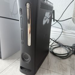Xbox 360 + 29 Games