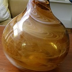 LATE 20TH CENTURY CONTEMPORARY HAND BLOWN AMBER SWIRL VORTEX GLASS VASE SELLING FOR $60.46-$87