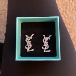 Silver stone earring