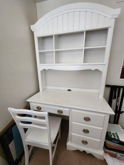 White wood desk with hutch and chair