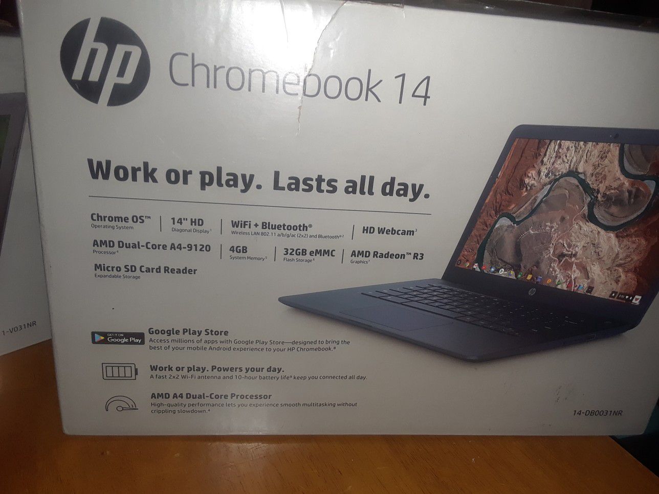 HP Chromebook 14.6 HD digital display