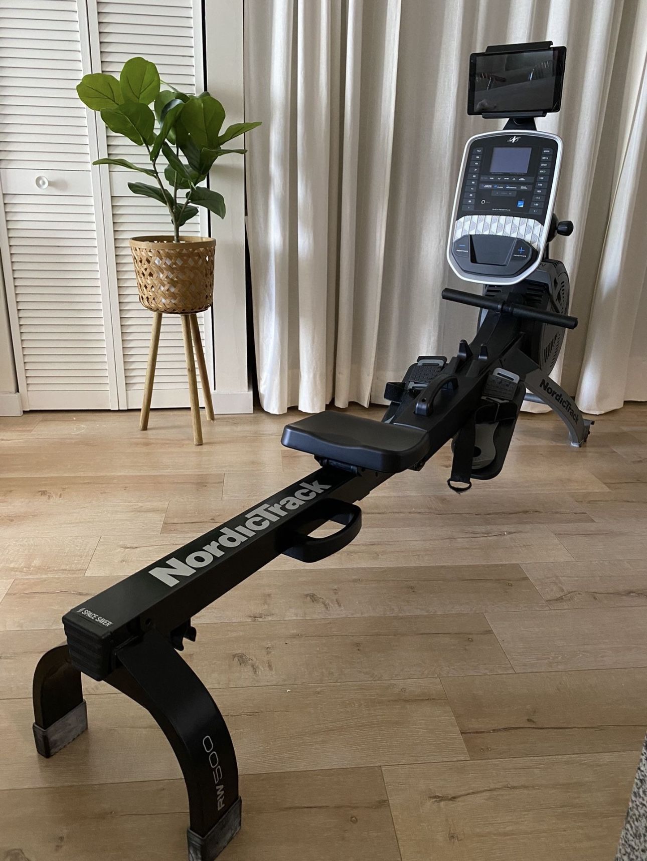 NordicTrack RW500 Rower