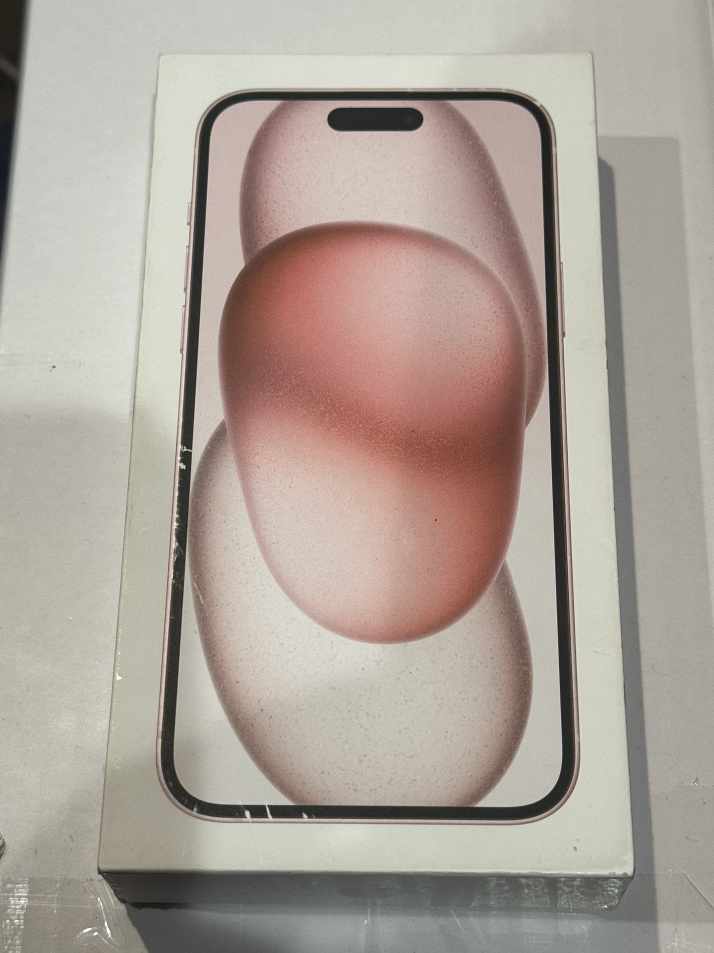 iPhone 15 Plus (Pink)