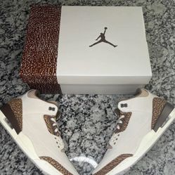 Jordan 4s