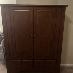 TV console / Armoire - DEAL - HAS TO GO! 