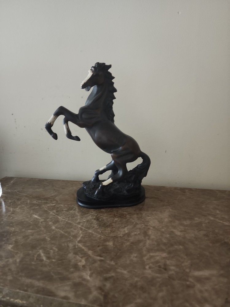 Horse Statues