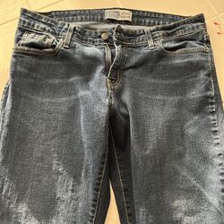 Women’s Levi Straight Leg Jeans
