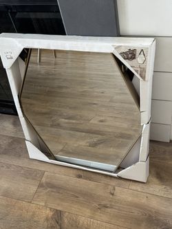 Hexagon Mirror