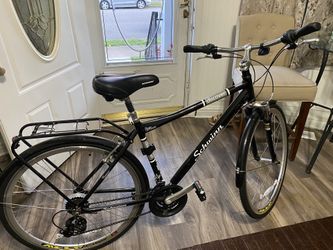 Schwinn Discover Bike