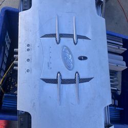 PG Xeon X600.1 Car Audio Amplifier For Parts Or Repair 