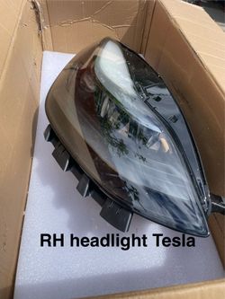 RH headlight fit Tesla model 3 and model Y