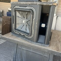 Kicker Solo-Baric L7 Series subwoofer With Box